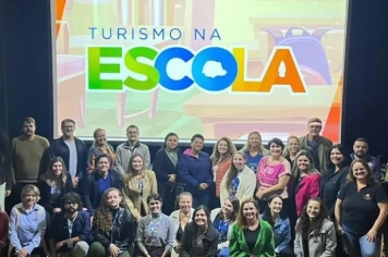 TURISMO NA ESCOLA PROMOVE TROCA DE EXPERIÊNCIAS EM PONTA GROSSA