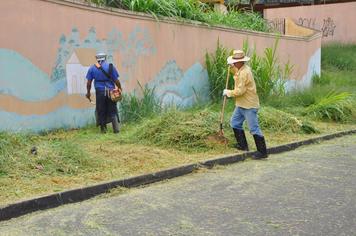 Prefeitura inicia mutirÃ£o de limpeza urbana