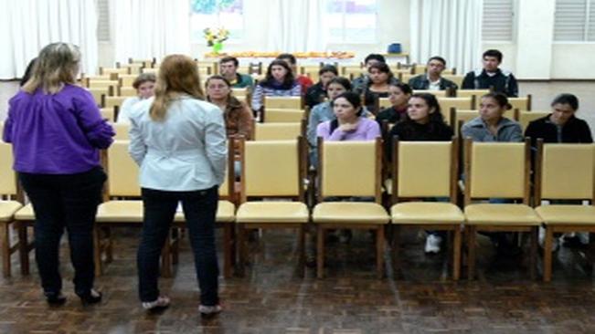 Agentes comunitÃ¡rios ganham curso de capacitaÃ§Ã£o