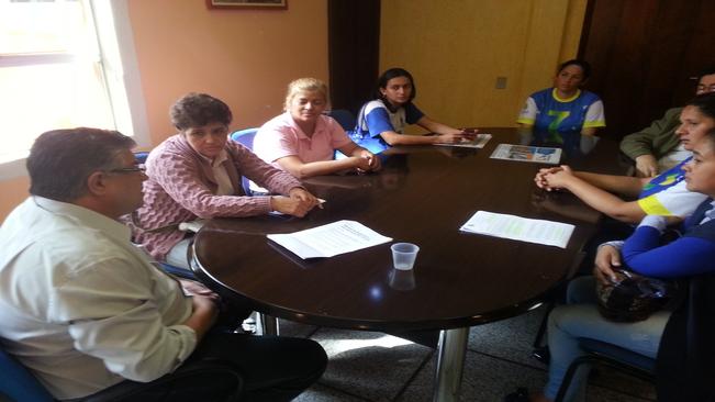 Prefeito e ACS conversam sobre possibilidade de aumento de salÃ¡rio