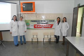 Apae recebe orientaÃ§Ã£o de saÃºde bucal