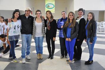 AssistÃªncia Social oferece cursos de circo, teatro e danÃ§a