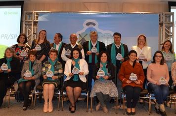 Prefeito Braz Rizzi participa da abertura do 2Âº SalÃ£o de Turismo dos Campos Gerais