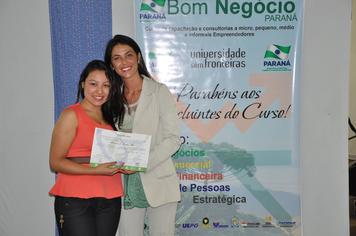 Quarta turma do Bom NegÃ³cio recebe certificado de conclusÃ£o