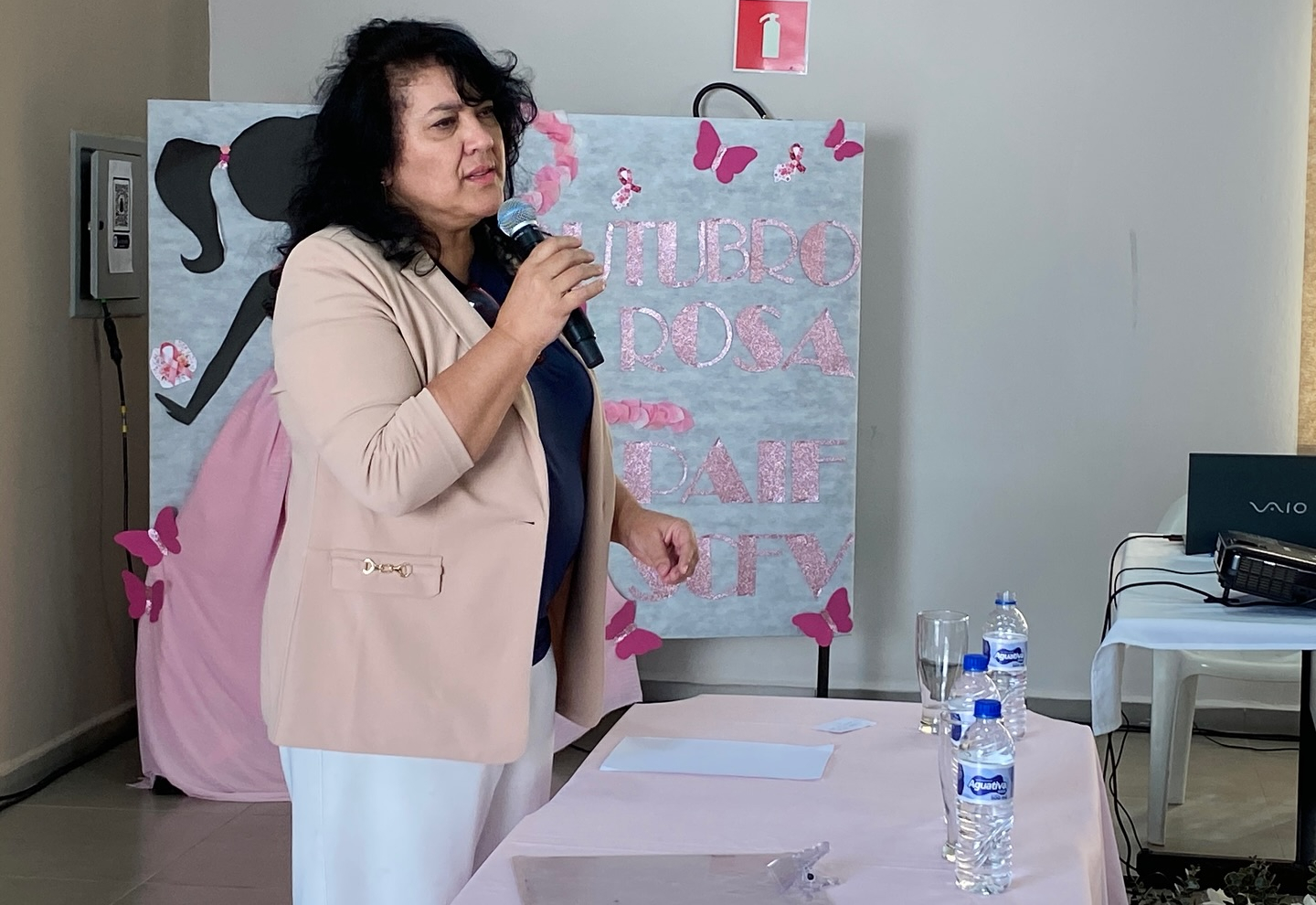 EMPODERAMENTO E POLÍTICAS PÚBLICAS PARA MULHERES