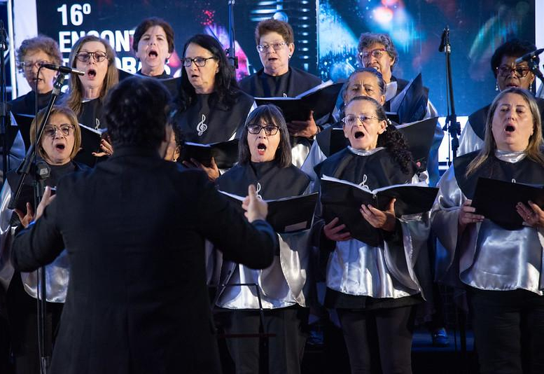 CORAL CLAVE DE PRATA