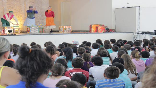 ARAPOTI RECEBE PROJETO â??ABRAÃ?ANDO O PARANÃâ??