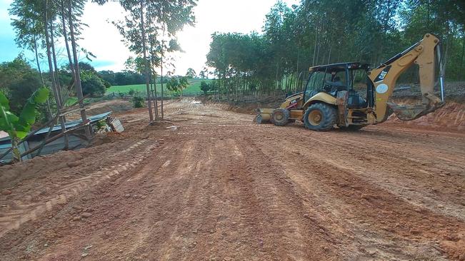 Agricultura realiza serviços para pequenos produtores do Km44