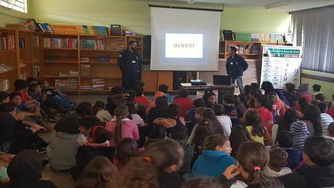 Escolas Municipais recebem palestras sobre prevenÃ§Ã£o Ã  Dengue