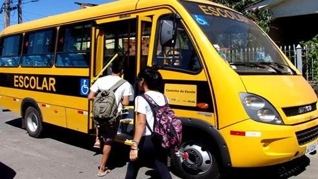 Transporte escolar atende mais de 1500 alunos por dia